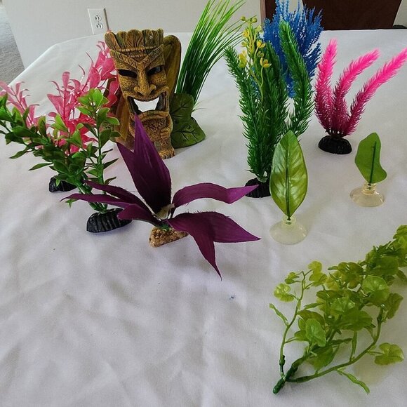 Other - 11-Piece Aquarium Decorations